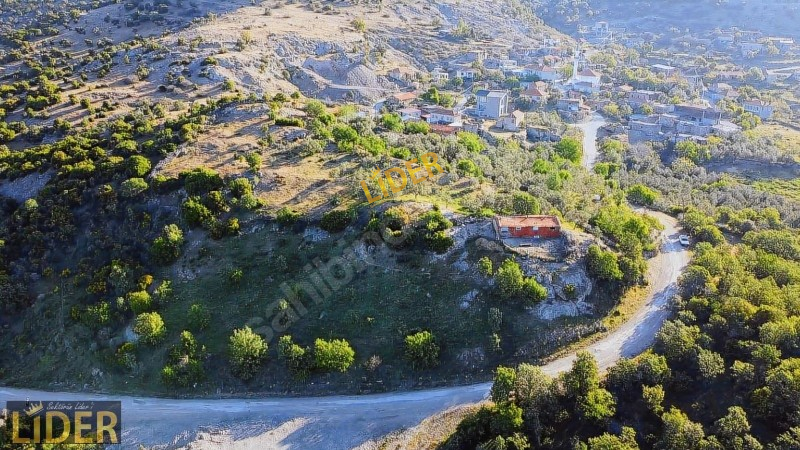 LİDER GYO ASSOS ERECEKTE 8.925 m&sup2; İMARLI YOLA CEPHELİ ARSA